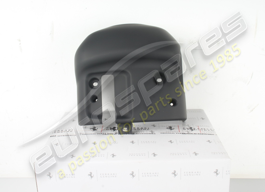 new ferrari lower cover. part number 65310600 (1)