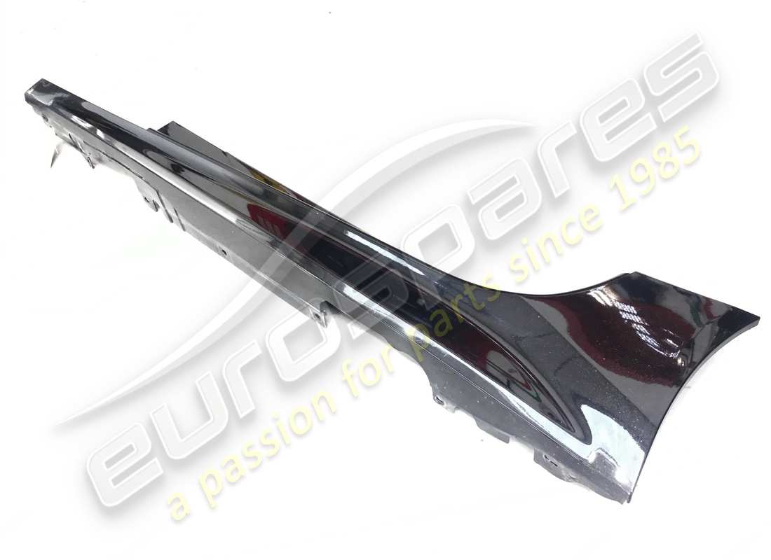 USED Ferrari COMPLETE LH SILL TRIM . PART NUMBER 85153810 (1)