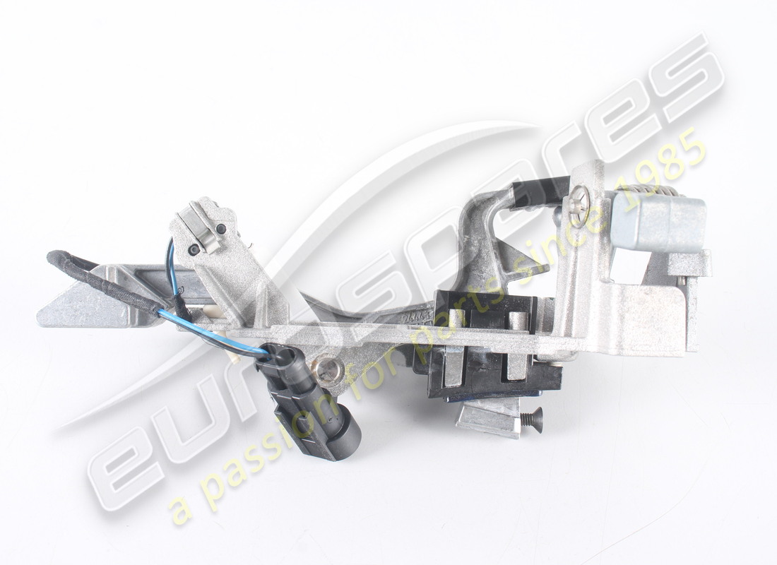 USED FERRARI COMPLETE LH OUTER DOOR HANDLE. PART NUMBER 87507500 (2) used ferrari complete lh outer door handle. part number 87507500 (2)