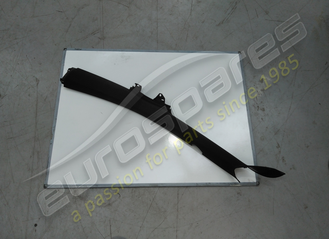used lamborghini trim panel,pillar. part number 4t0867233njr7 (1)