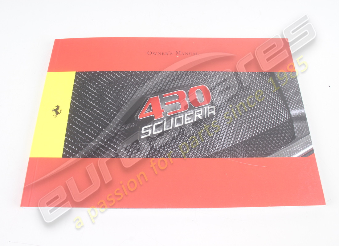 new ferrari instruction book -valid for. part number 82088400 (1)