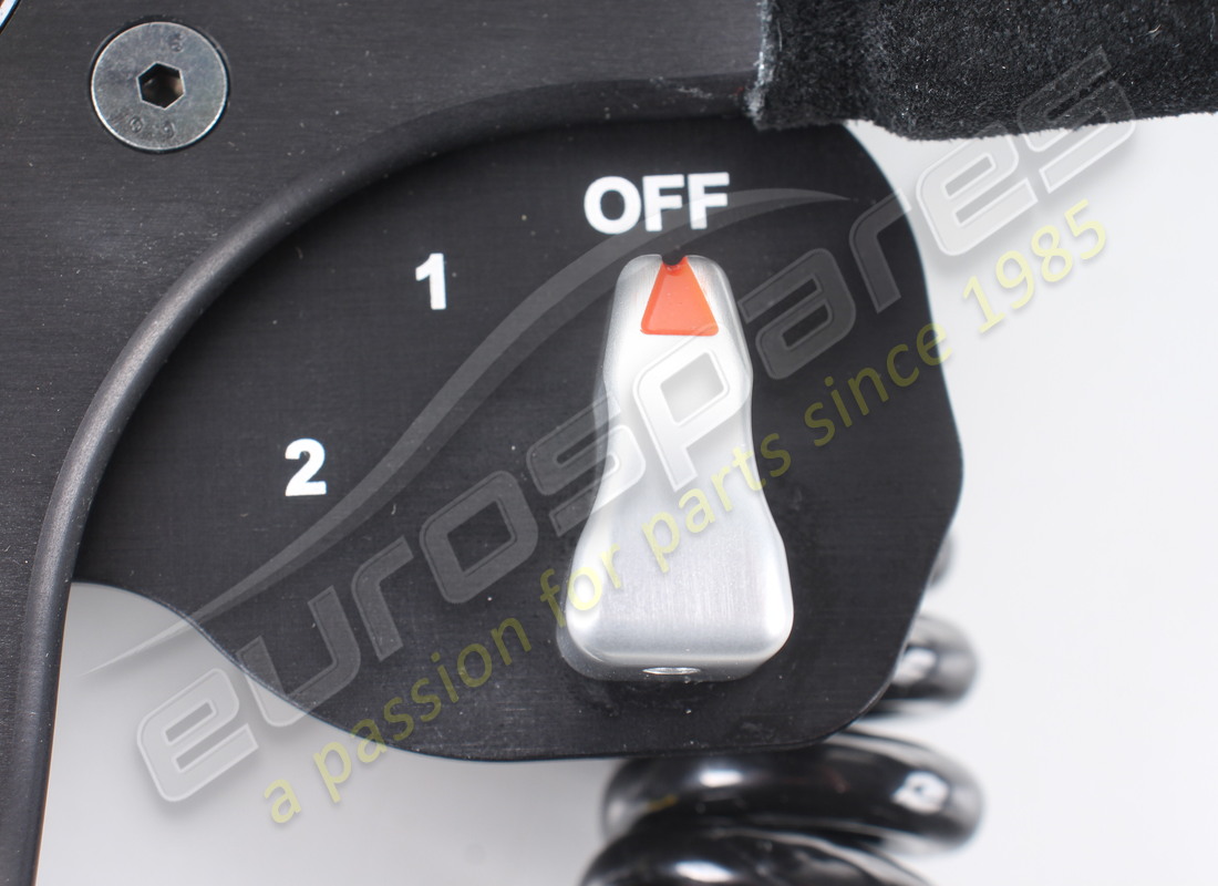 NEW FERRARI COMPLETE STEERING WHEEL. PART NUMBER 272167 (7) new ferrari complete steering wheel. part number 272167 (7)