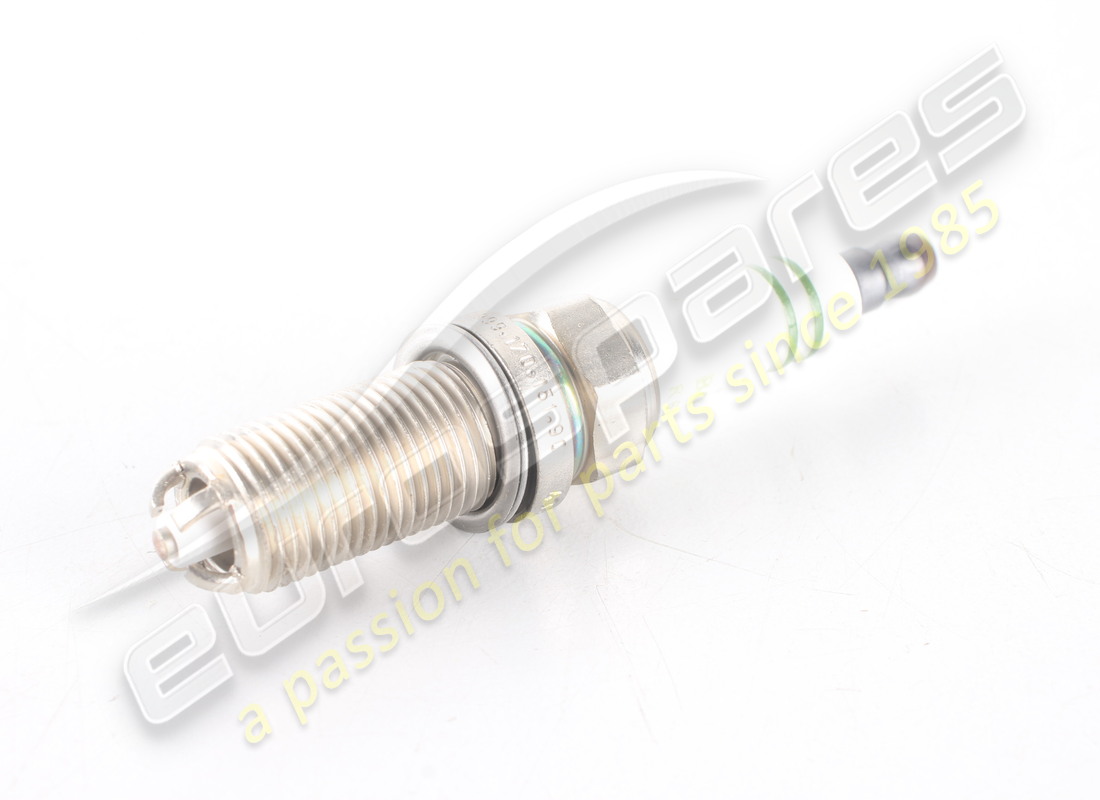 new porsche spark plug. part number 99917015190 (2)
