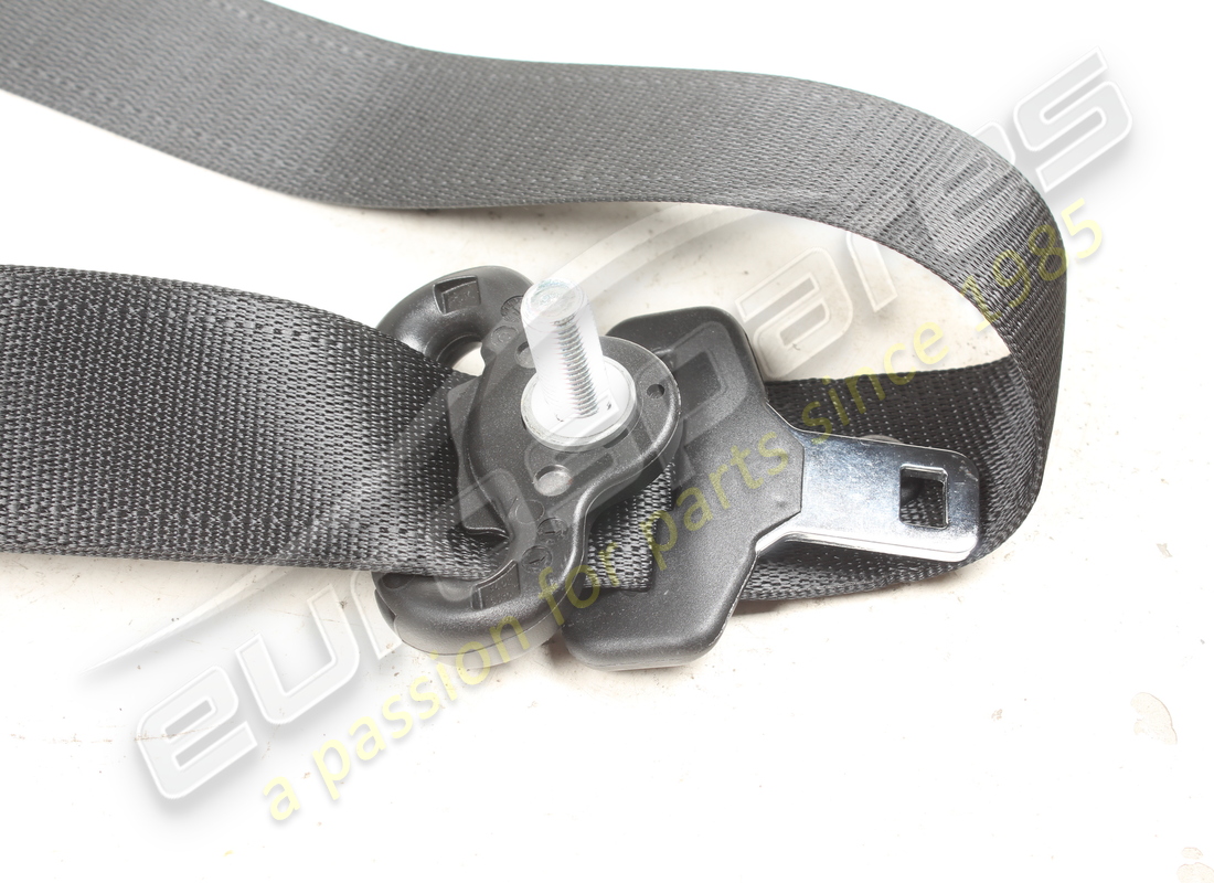 used ferrari rh seat belt. part number 84793400 (2)