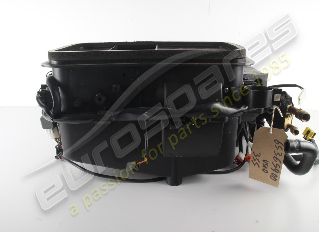 used ferrari evaporator assembly rhd part number 65365900 (6)