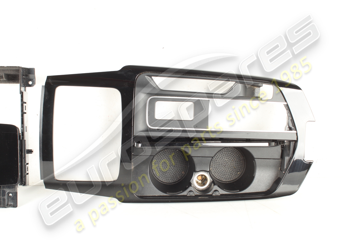 USED MASERATI TUNNEL GLOVE COMPARTMENT BLA. PART NUMBER 673011000 (4) used maserati tunnel glove compartment bla. part number 673011000 (4)