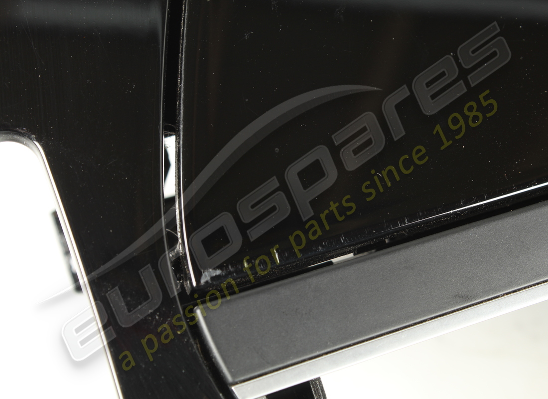 USED MASERATI TUNNEL GLOVE COMPARTMENT BLA. PART NUMBER 673011000 (7) used maserati tunnel glove compartment bla. part number 673011000 (7)