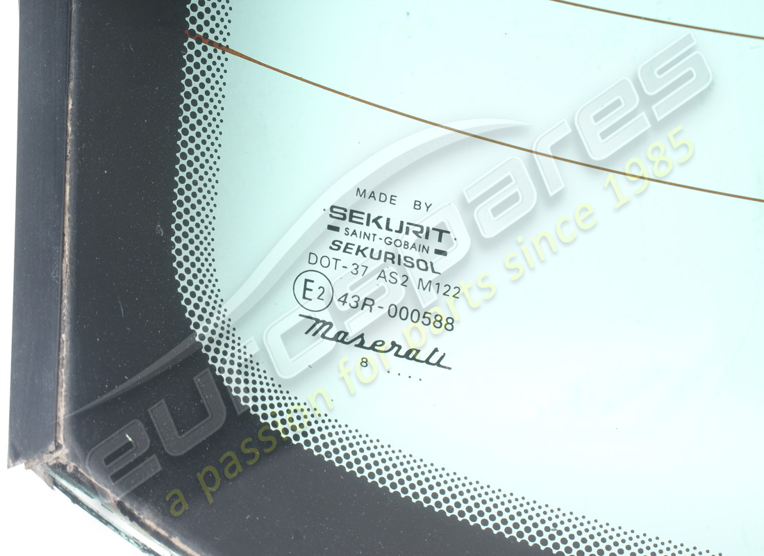 used maserati rear window glass. part number 377780077 (2)