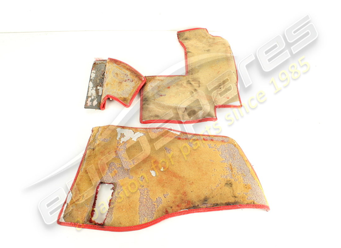 used ferrari lhd complete carpet set. part number 95999003 (12)