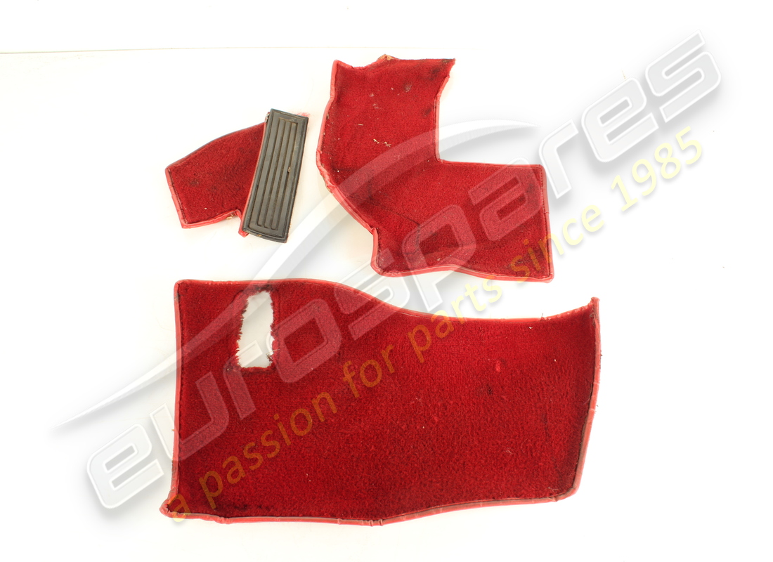 used ferrari lhd complete carpet set. part number 95999003 (11)