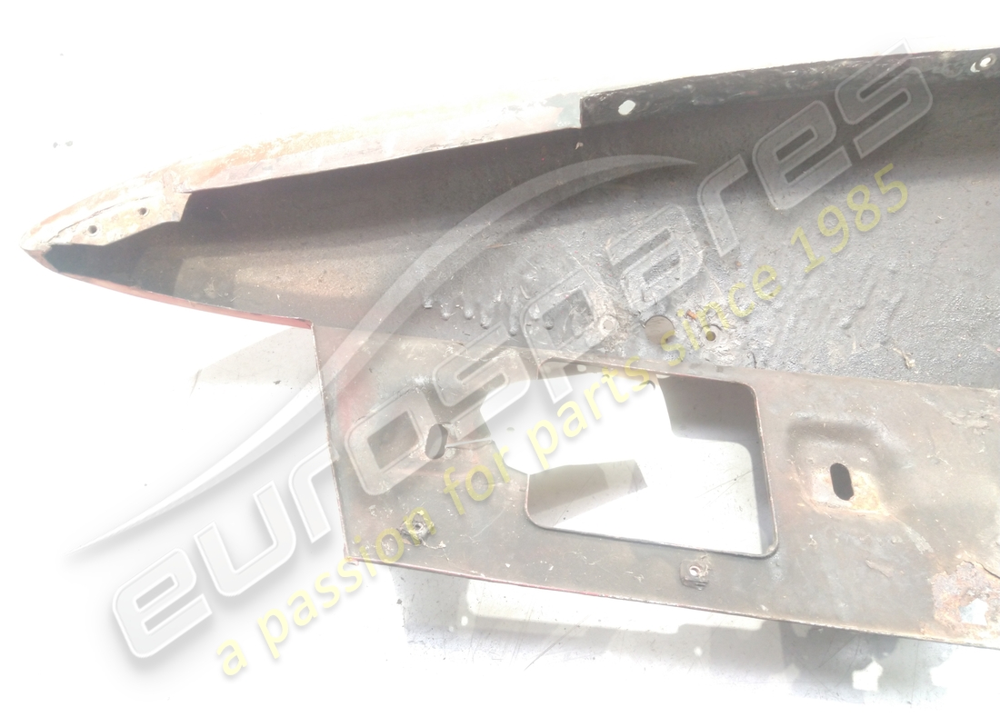 used ferrari rh front wing panel. part number 61707700 (8)
