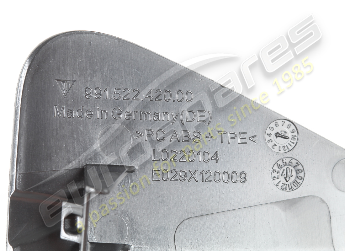 new porsche trim right - press button buckle (coupe pr:685) black. part number 991522420001e0 (3)