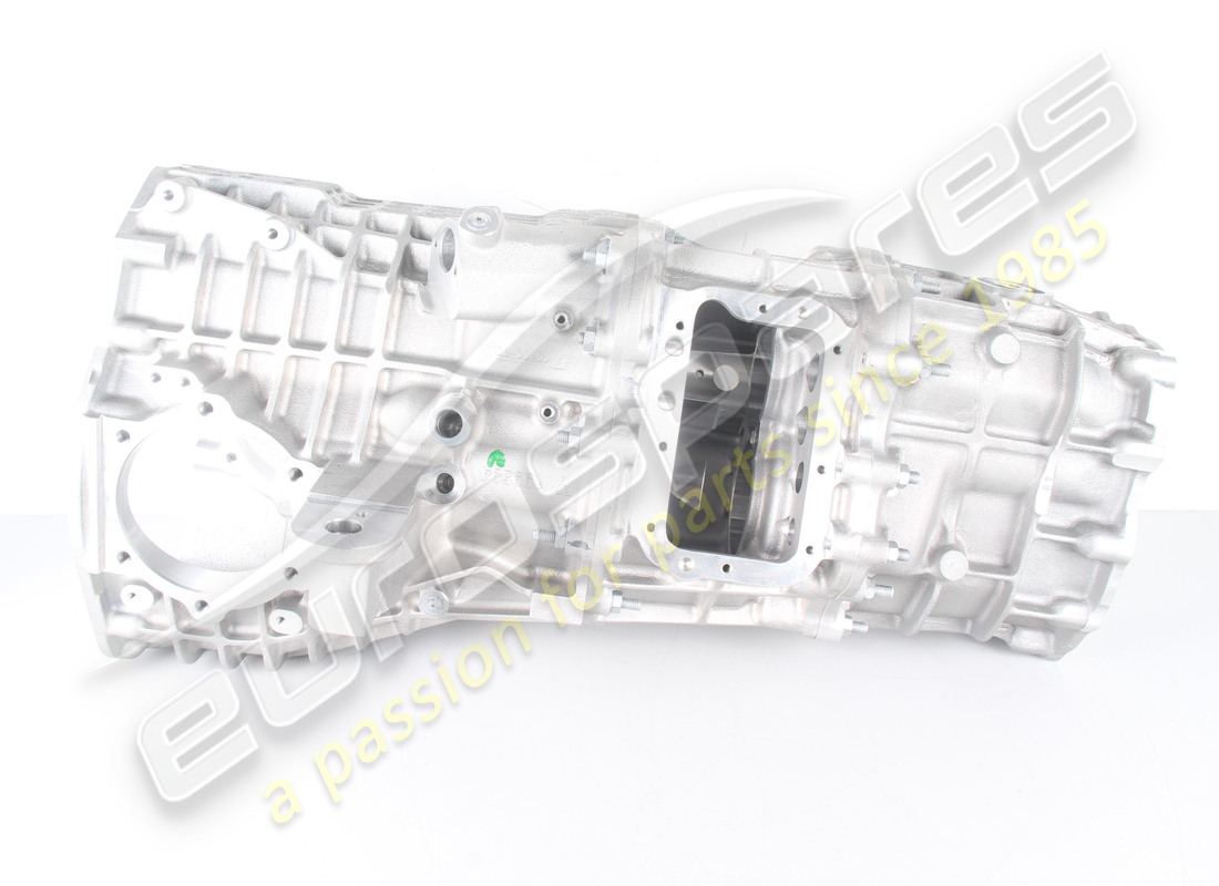 NEW FERRARI EMPTY GEARBOX CASING. PART NUMBER 210926 (2) new ferrari empty gearbox casing. part number 210926 (2)