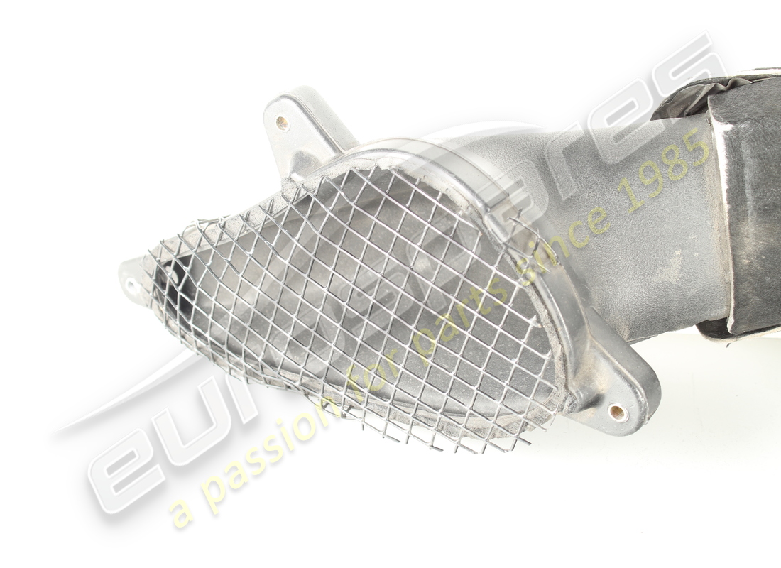 used ferrari lh air inlet. part number 226059 (2)