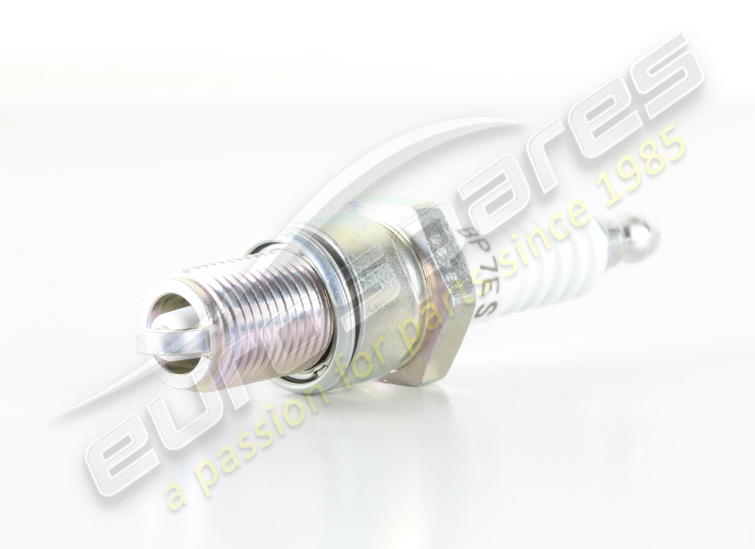 NEW NGK SPARK PLUG. PART NUMBER 107603 (2) new ngk spark plug. part number 107603 (2)