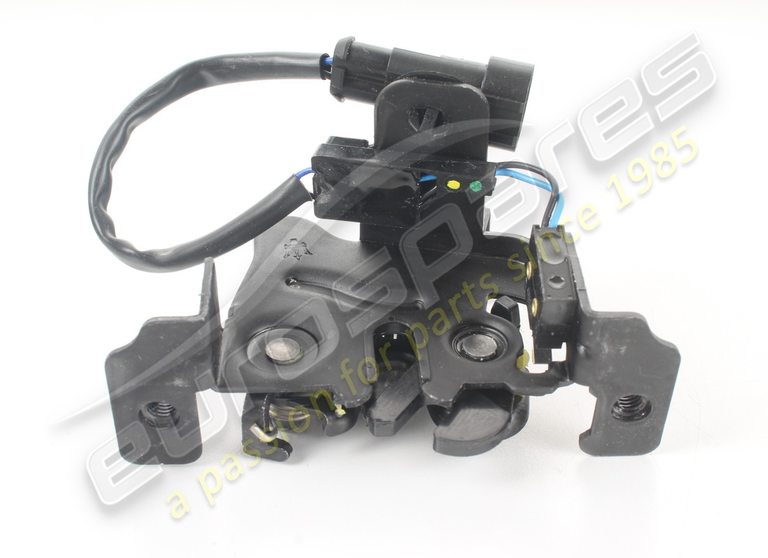 new maserati bonnet lock. part number 670152938 (1)