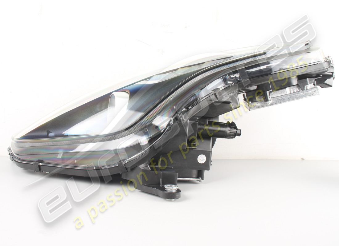 new ferrari lh headlamp afs. part number 321524 (2)