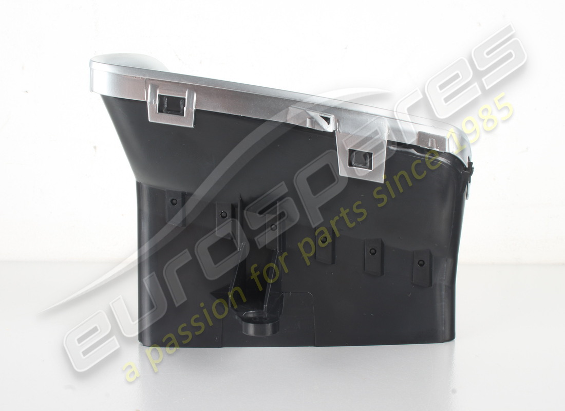 new ferrari lower central air vent. part number 81496900 (3)