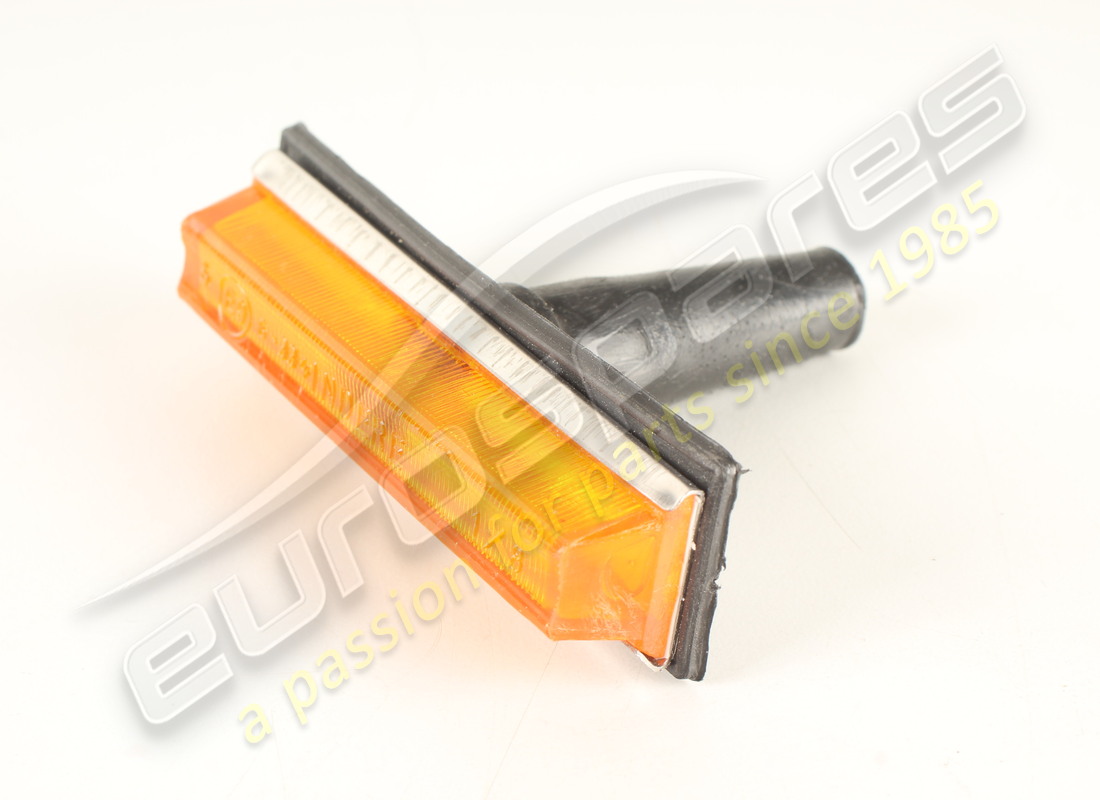 NEW Maserati LANALINO LATERALS LUCI DIREZIONE . PART NUMBER 117BL73561 (1)