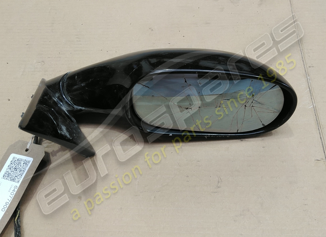 USED Ferrari RH EXTERNAL DOOR MIRROR COMPLETE RHD . PART NUMBER 64077900 (1)