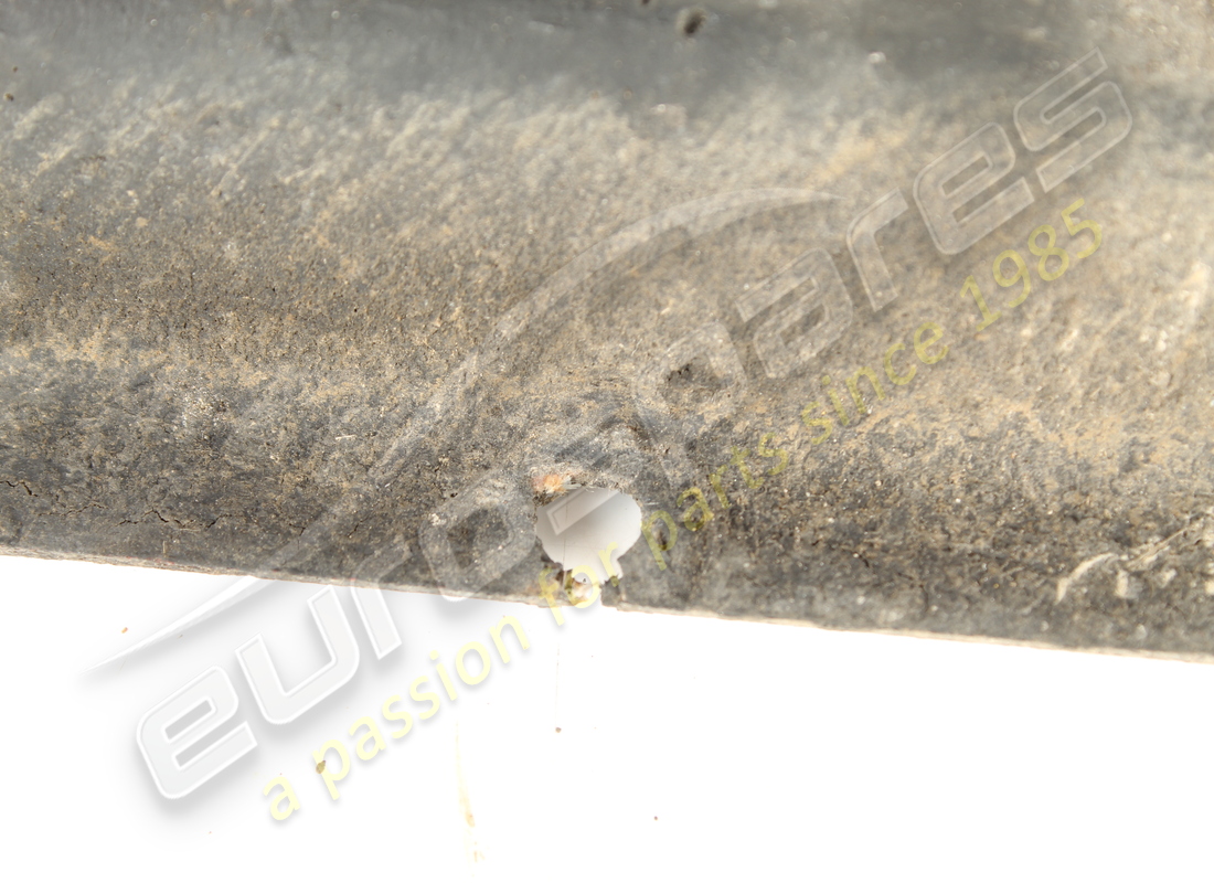 used ferrari rh rear front wheel arch section. part number 61481800 (6)