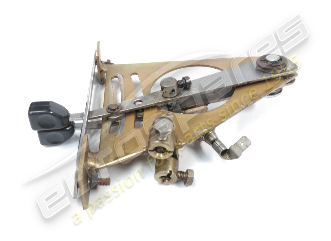 used maserati complessivo supporto e leve comando starter e riscaldamento per guida destra. part number 117bv77222 (2)