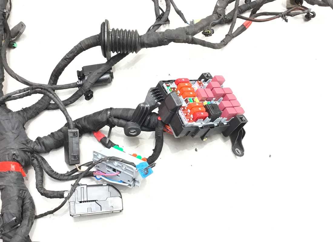 damaged ferrari body cable. part number 848203 (4)