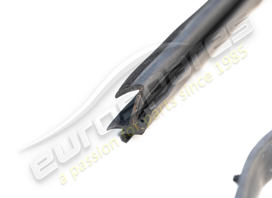 USED FERRARI LH DOOR INNER PERIMETER SEAL. PART NUMBER 86743000 (2) used ferrari lh door inner perimeter seal. part number 86743000 (2)