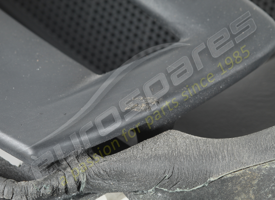 used lamborghini rh leather pull handle. part number 400868100c (3)