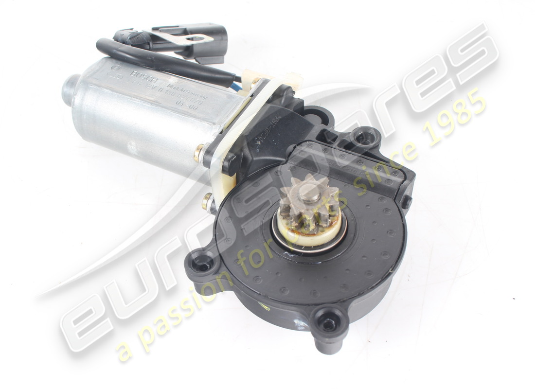 used ferrari lh window motor. part number 63211900 (1)