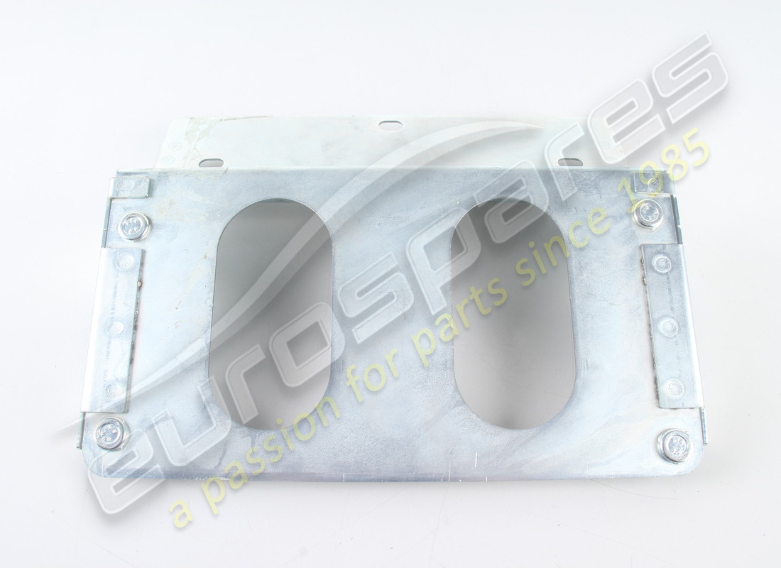 NEW MASERATI BRACKET. PART NUMBER 381700360 (3) new maserati bracket. part number 381700360 (3)