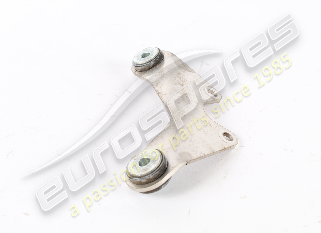 USED Ferrari RH VALVE FASTENER BRACKET . PART NUMBER 245816 (1)