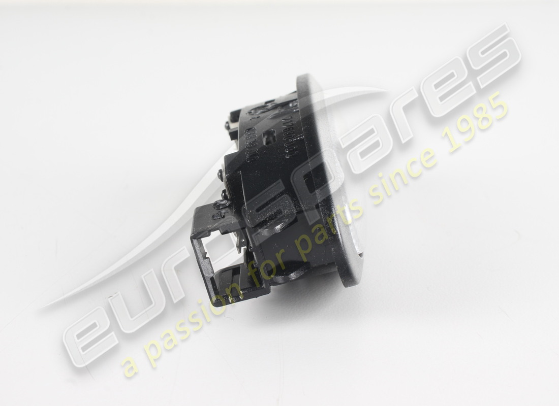 new maserati dome lamp. part number 67094700 (2)