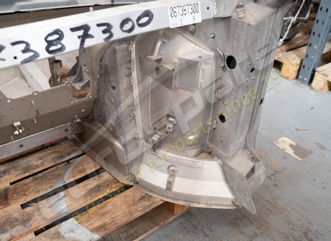 NEW FERRARI RHD FRONT FRAME. PART NUMBER 67387300 (8) new ferrari rhd front frame. part number 67387300 (8)