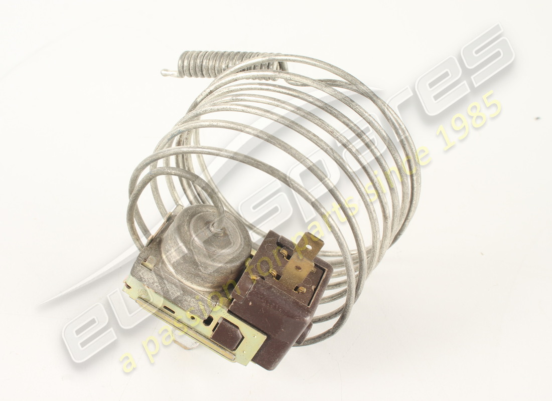 new ferrari thermostat switch. part number 61931100 (1)