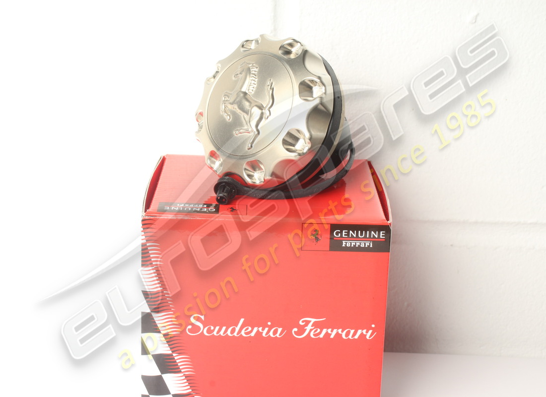 new ferrari titanium fuel filler cap. part number 70001217 (4)
