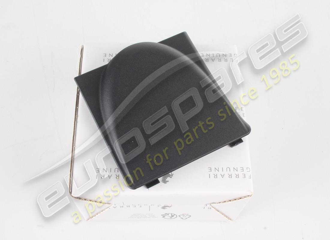 new ferrari underwindscreen tray plug. part number 82139100 (3)