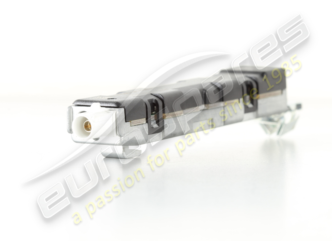 NEW LAMBORGHINI ANTENNA AMPLIFIER. PART NUMBER 8R0035225J (2) new lamborghini antenna amplifier. part number 8r0035225j (2)