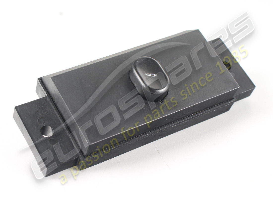 NEW MASERATI BUTTON PANEL FOR SUSP.ONLY. PART NUMBER 372980117 (1) new maserati button panel for susp.only. part number 372980117 (1)