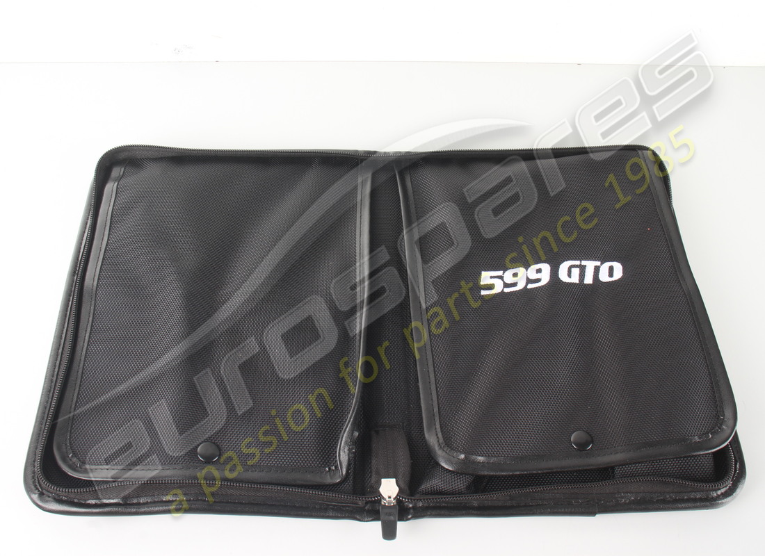 new ferrari complete toolkit bag. part number 265008 (2)