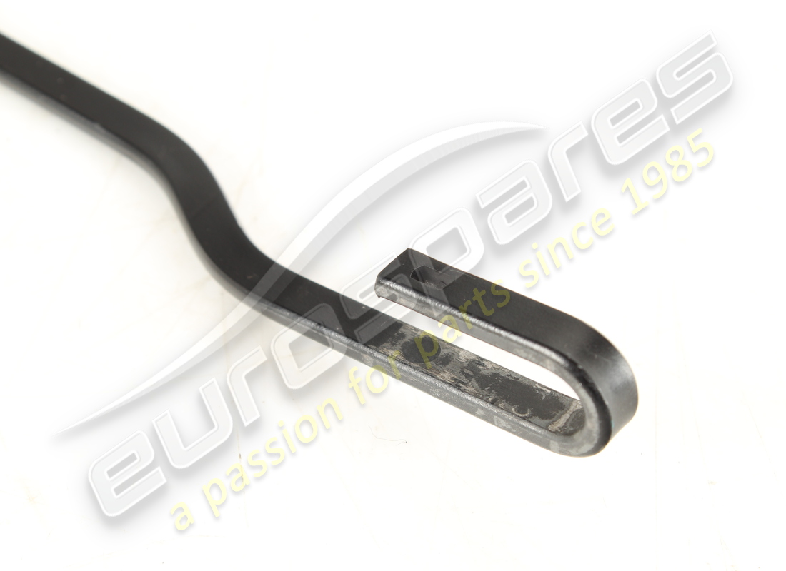 used ferrari passenger side windshield ar. part number 65849500 (4)