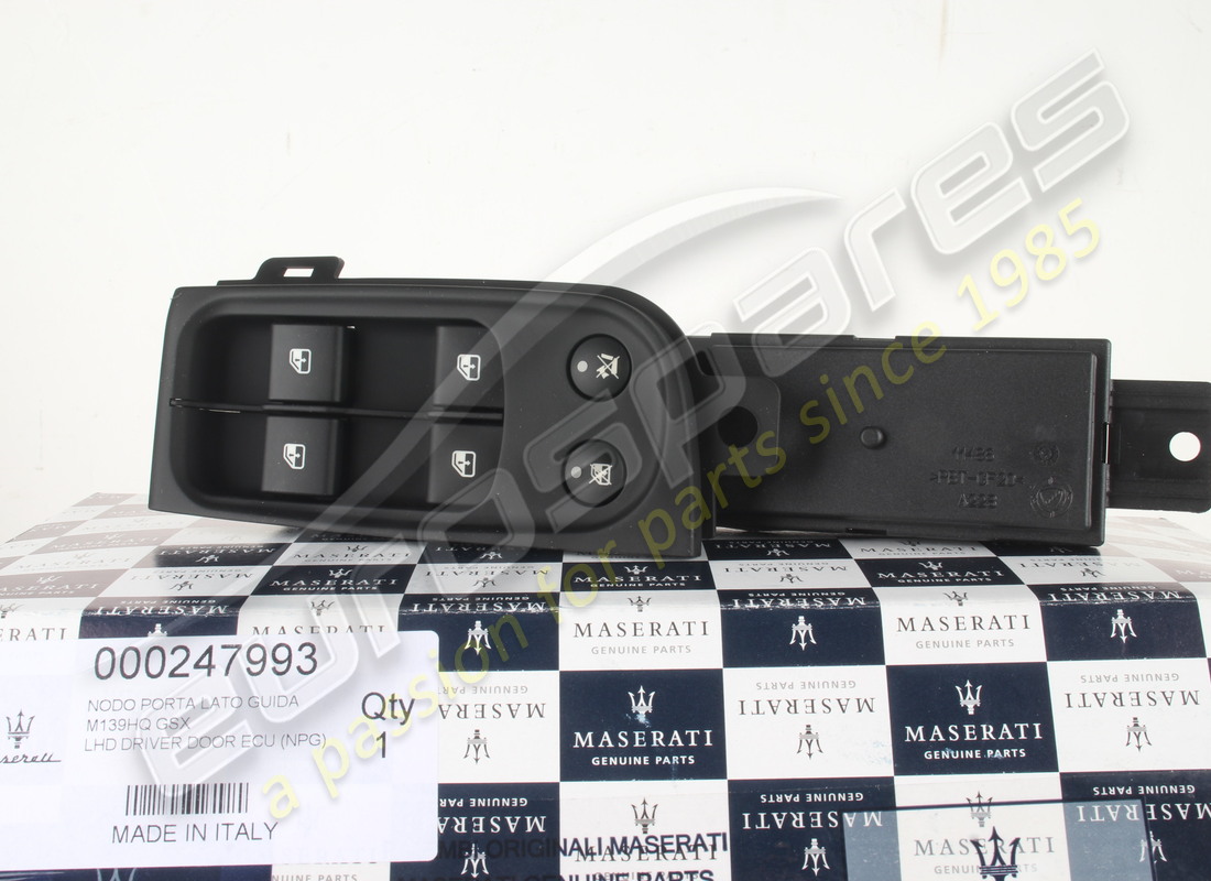 new maserati lhd driver door ecu (npg). part number 247993 (5)