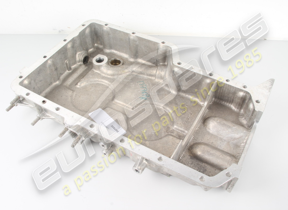 new ferrari sump. part number 137767 (3)