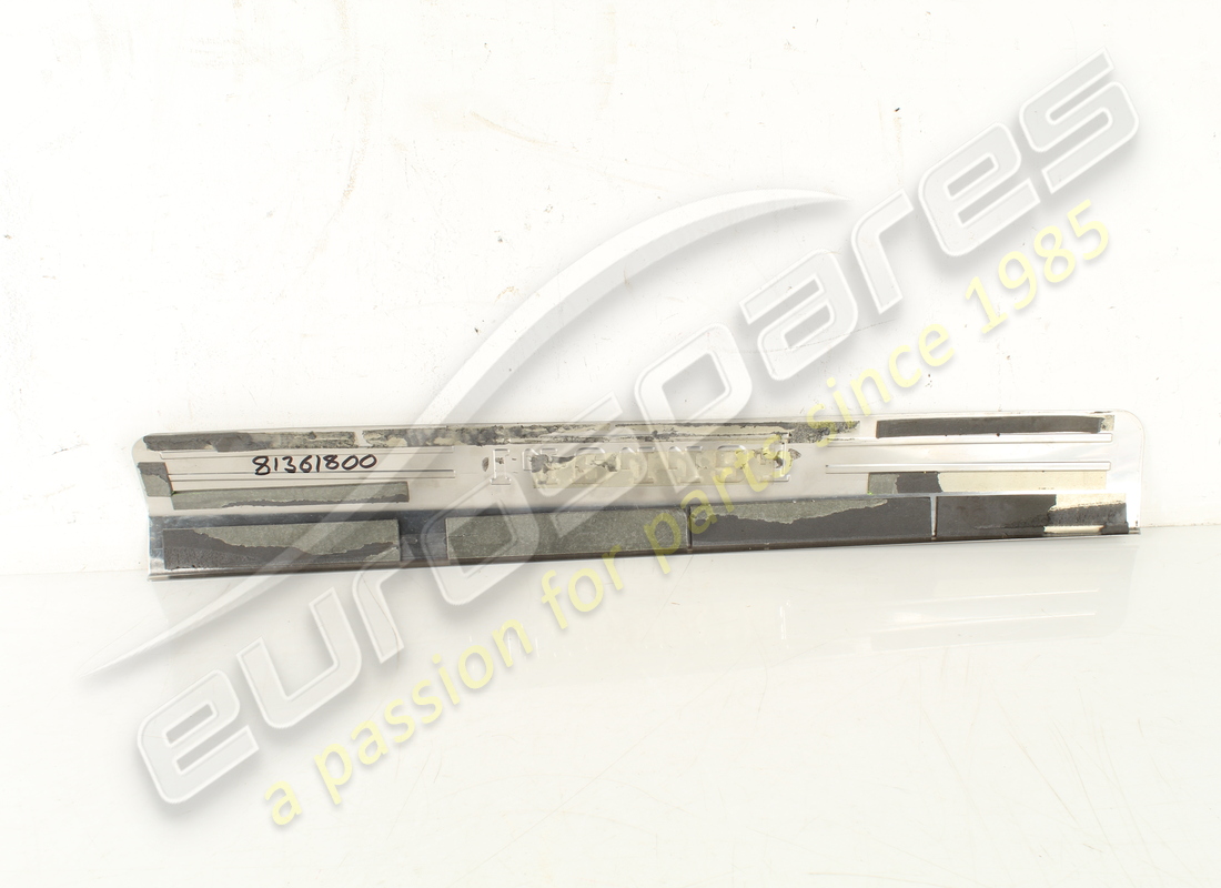 used ferrari rh kickplate. part number 81361800 (2)
