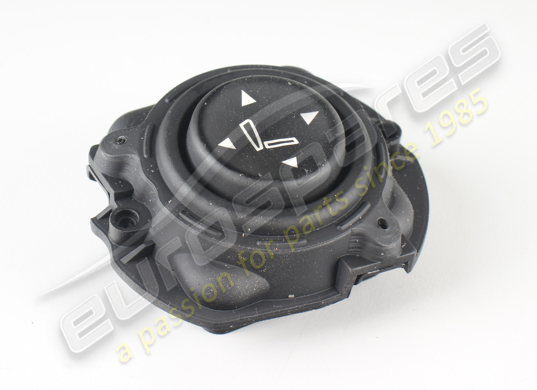 new maserati rh rear seat control button. part number 203491 (1)