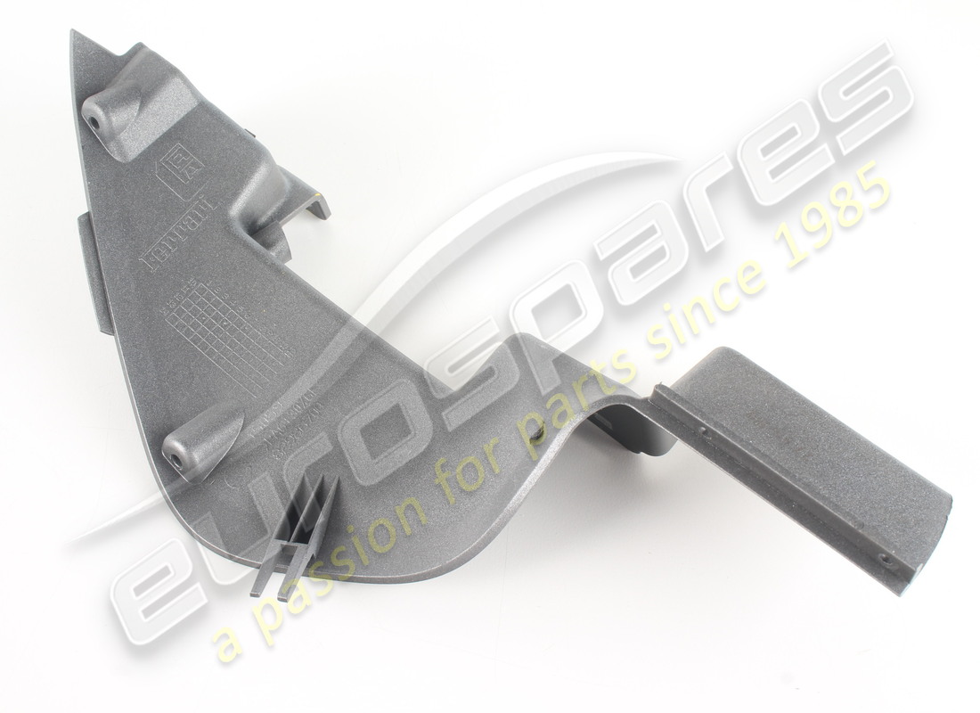 used ferrari lower central cover. part number 82986700 (3)