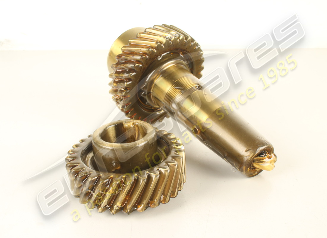 new ferrari pinion set gear. part number 70000815 (1)