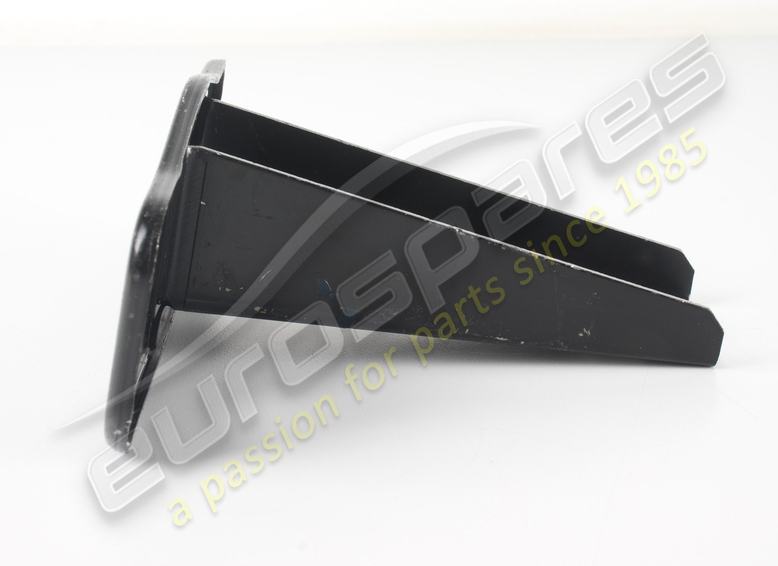 new maserati braket. part number 376300224 (4)