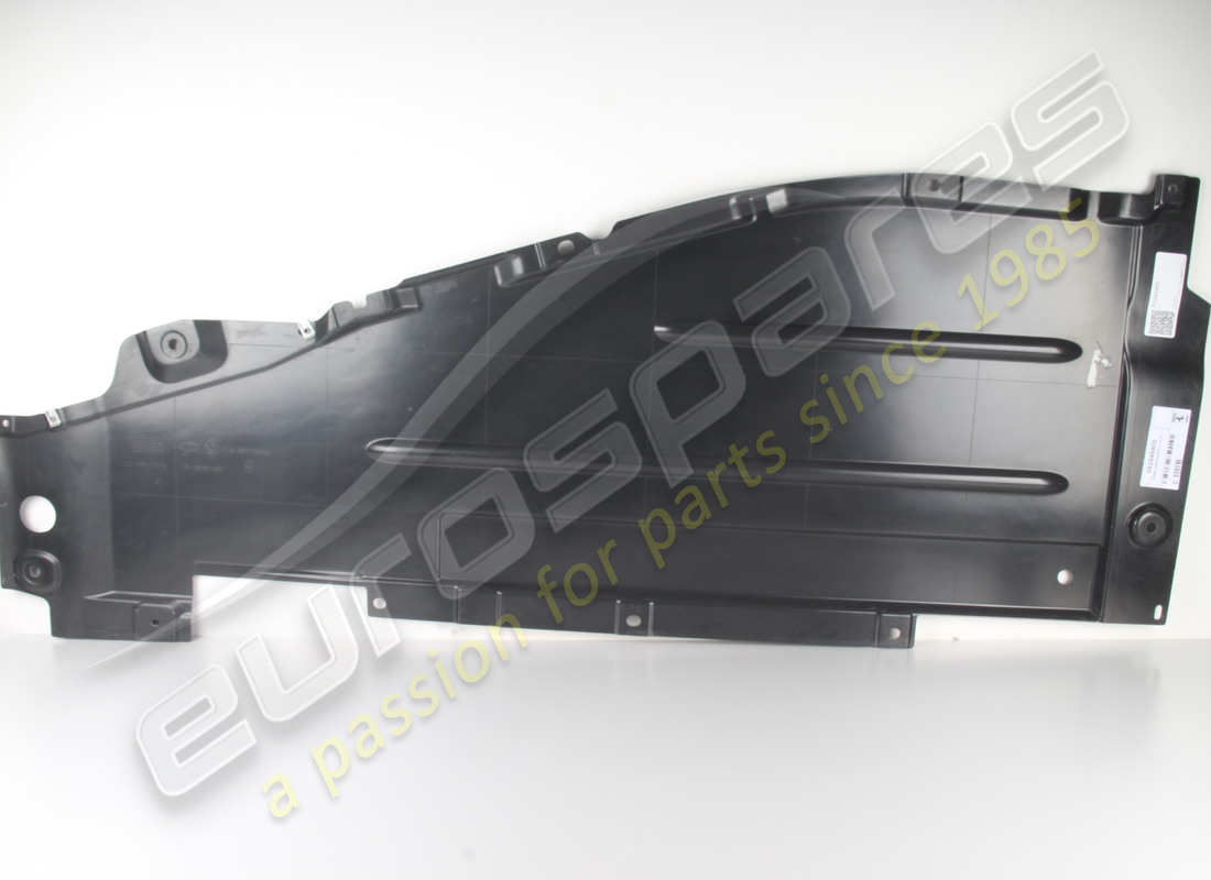 new ferrari front aerodynamic bottom lh part number 83948400 (1)