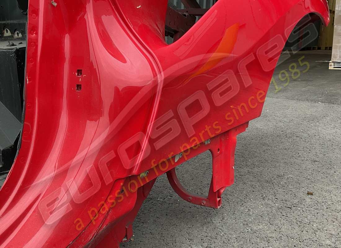 used ferrari complete bodyshell. part number 87260000 (13)